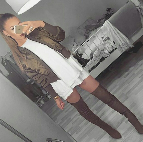 💕NWT DARK OLIVE KNEE HIGH CHUNKY BOOTS💕 - Picture 3 of 5